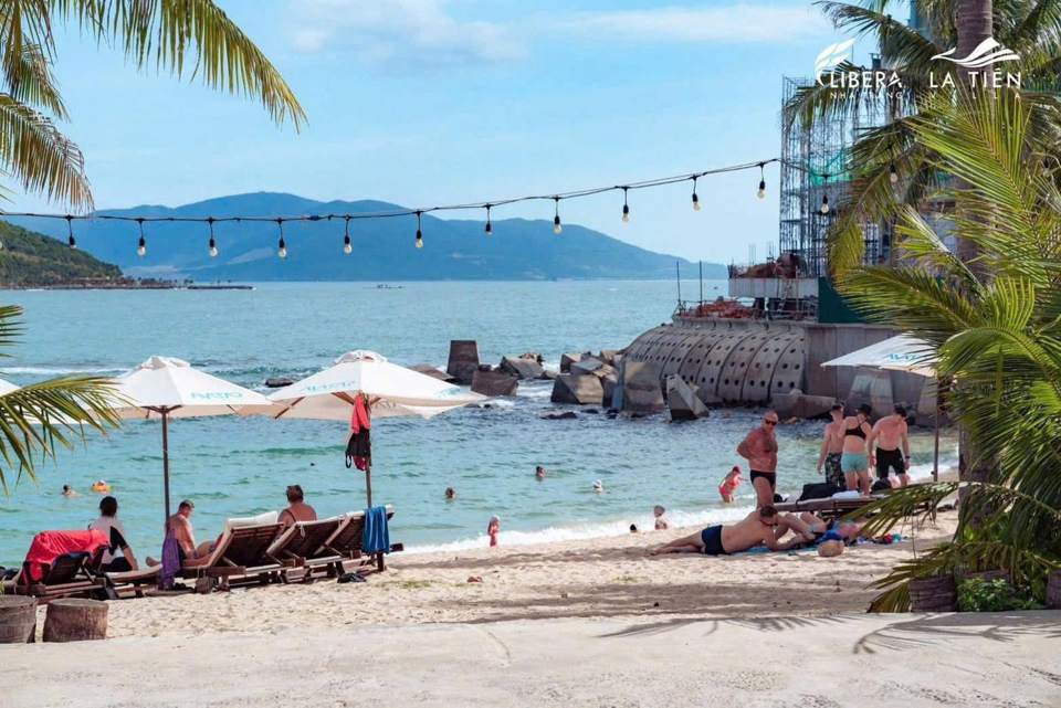Bãi biển trong quần thể, ảnh chụp thực tế