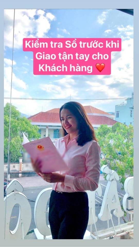 Kiểm tra sổ kỹ trước khi giao tận tay khách hàng