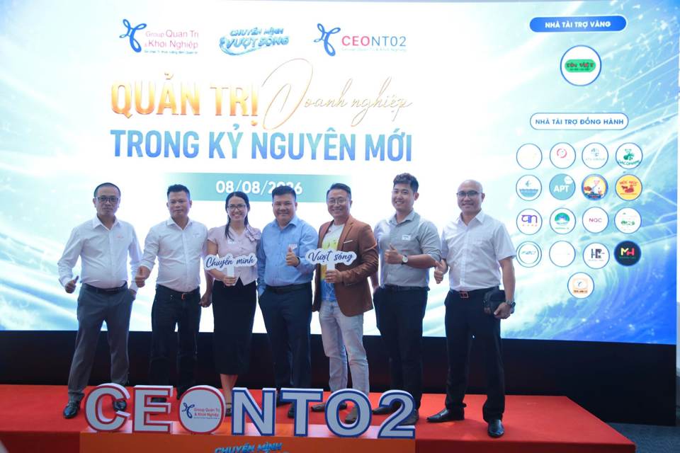 Chuyển mình vượt sóng cùng các học viên